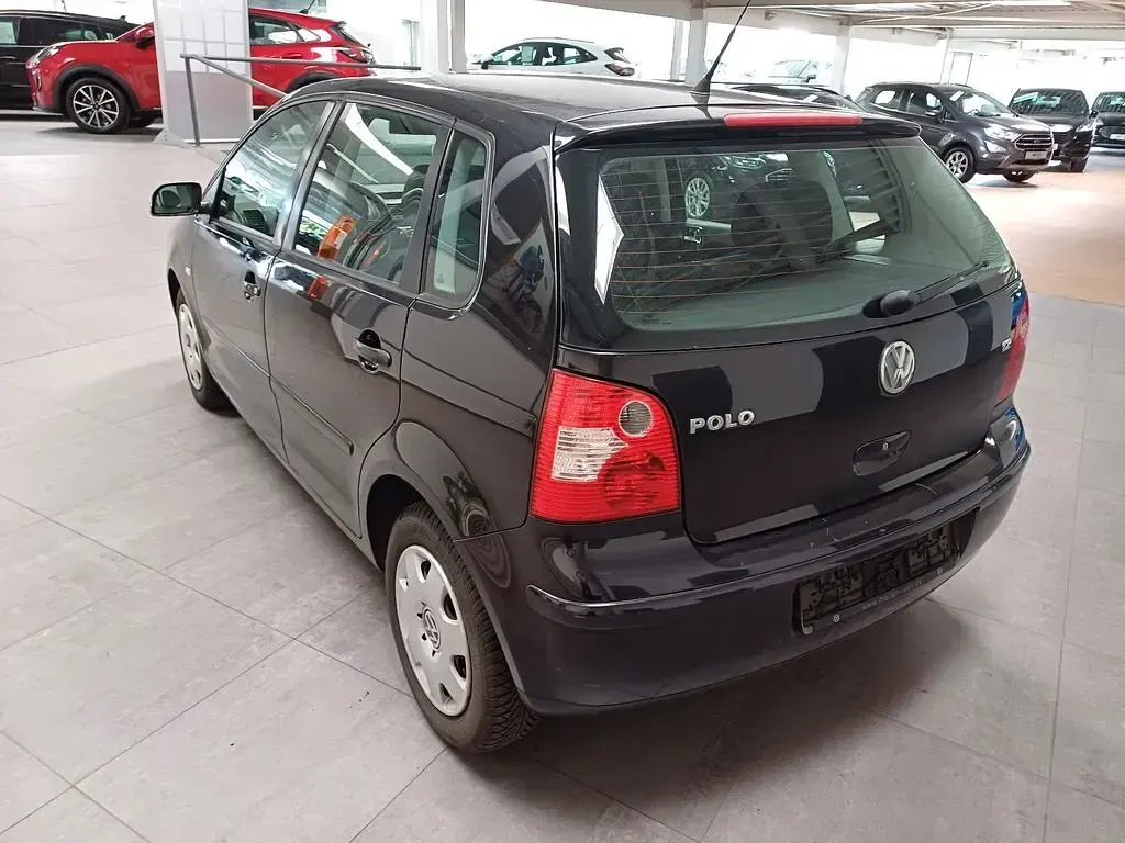 Gebraucht VW Polo Trendline 64 PS (47 kW) 2005 Schwarz Kleinwagen