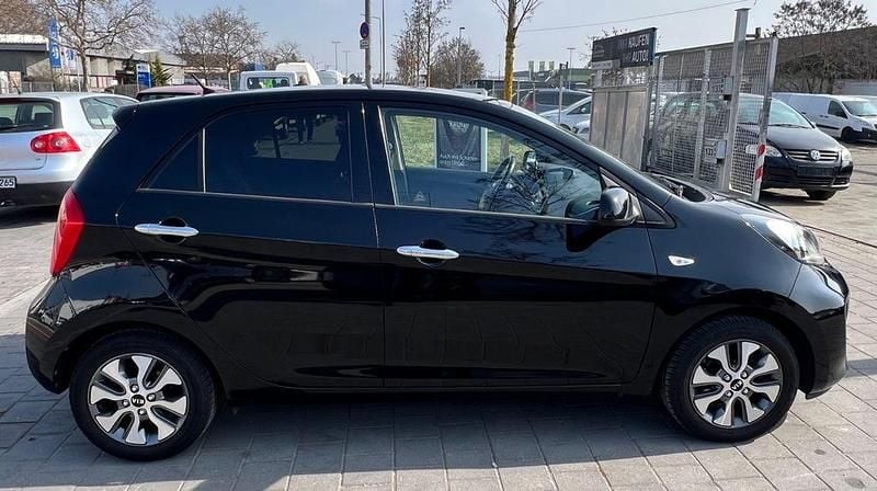 Gebraucht Kia Picanto 86 PS (63 kW) 2016 Schwarz Kleinwagen