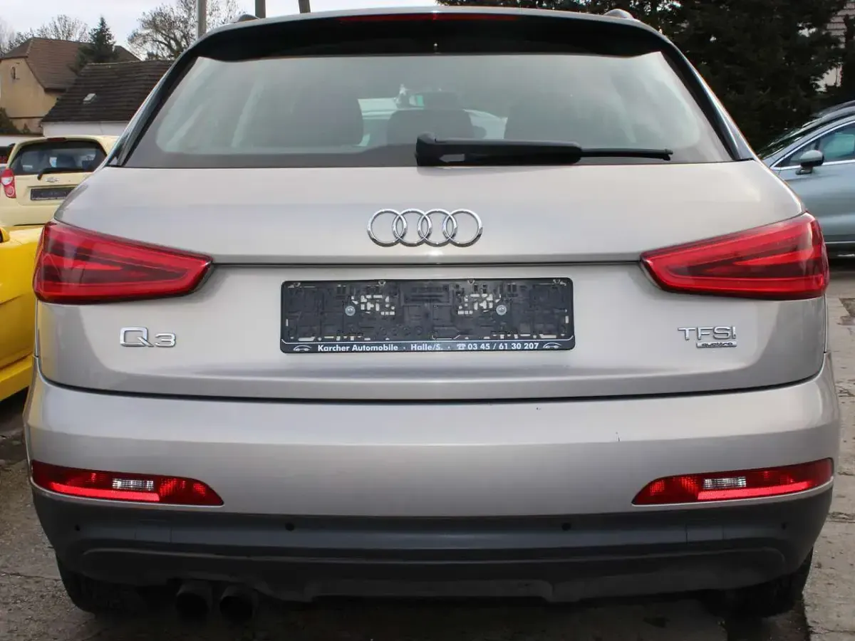 Gebraucht Audi Q3 170 PS (125 kW) 2013 Platinbeige metallic SUV