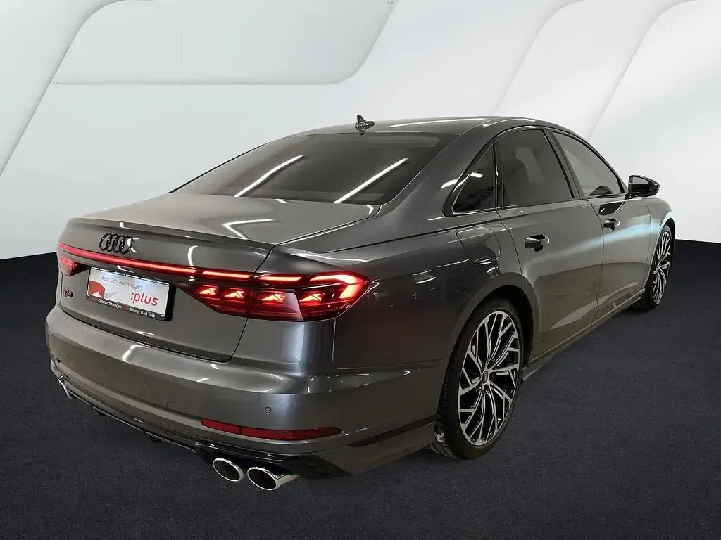 Gebraucht Audi S8 Sport 571 PS (419 kW) 2025 Grau Limousine