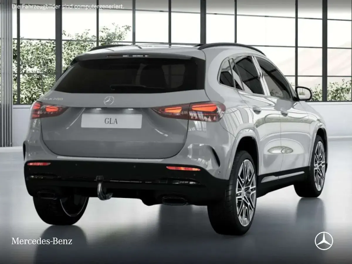 Gebraucht Mercedes GLA200 AMG 163 PS (119 kW) 2026 Manufaktur alpingrau SUV