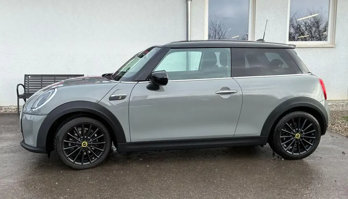 Gebraucht Mini Cooper SE Essential 135 kW (184 PS) 2021 Grau Kleinwagen