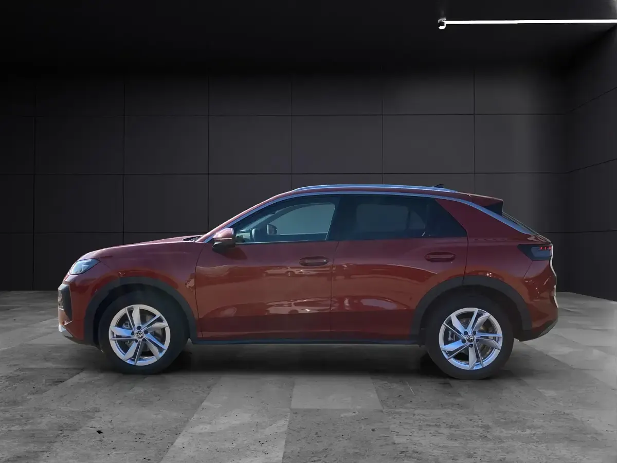 Gebraucht VW T-Roc Style 116 PS (85 kW) 2026 Flame red metallic SUV