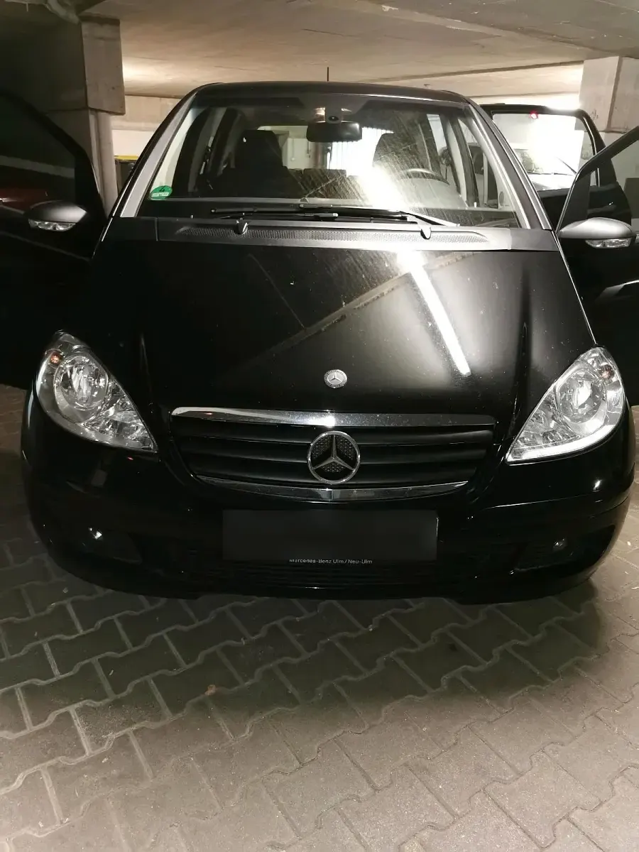 Gebraucht Mercedes A180 109 PS (80 kW) 2007 Schwarz Kleinwagen