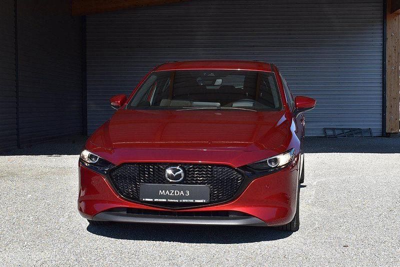 Gebraucht Mazda 3 Selection 122 PS (89 kW) 2019 Magmarot (metallic) Limousine