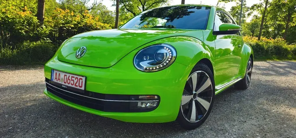 Gebraucht VW Beetle Exclusive 105 PS (77 kW) 2013 Grün Kleinwagen