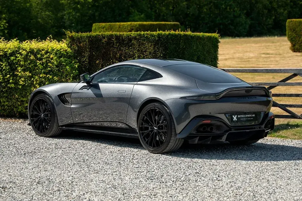 Gebraucht Aston Martin Vantage 510 PS (375 kW) 2022 Grau Coupé