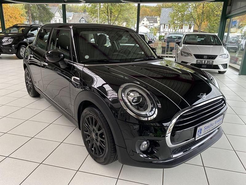 Gebraucht Mini Cooper Pepper 136 PS (100 kW) 2020 Schwarz Kleinwagen