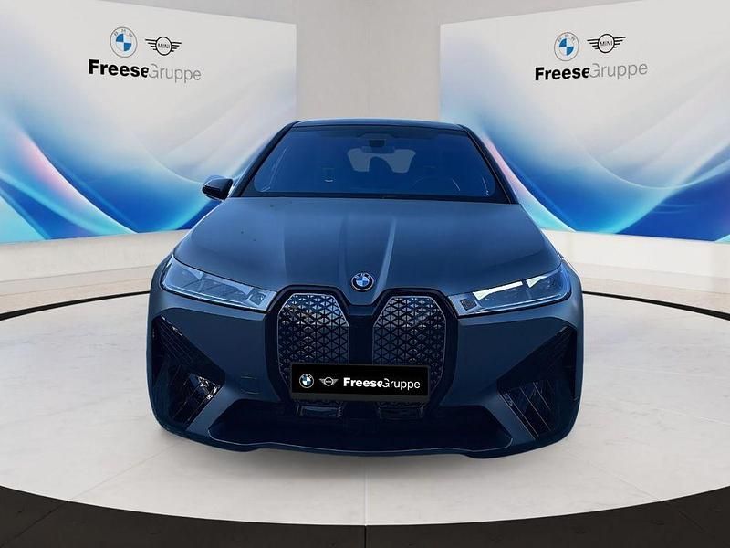Gebraucht BMW iX Executive 455 kW (619 PS) 2023 Grau SUV