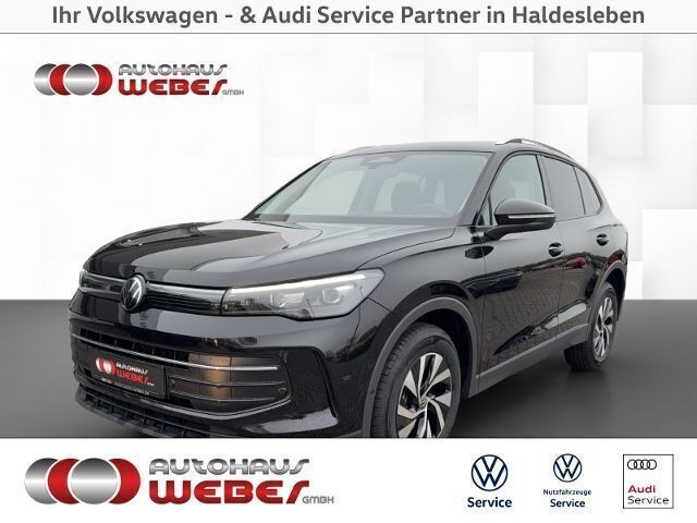 Schwarz Gebraucht 2024 VW Tiguan Life SUV | 37.399 € (Teuer) - Bild 1/4