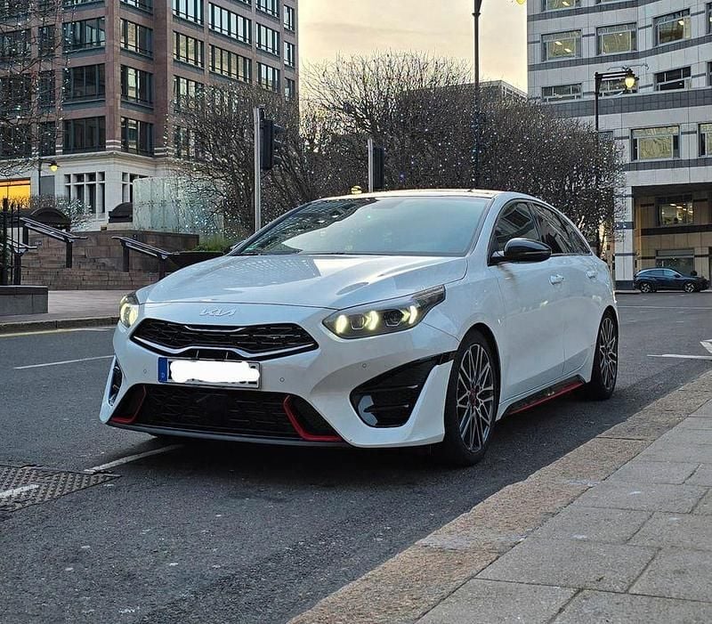 Gebraucht Kia ProCeed GT 204 PS (150 kW) 2022 Weiß Kombi