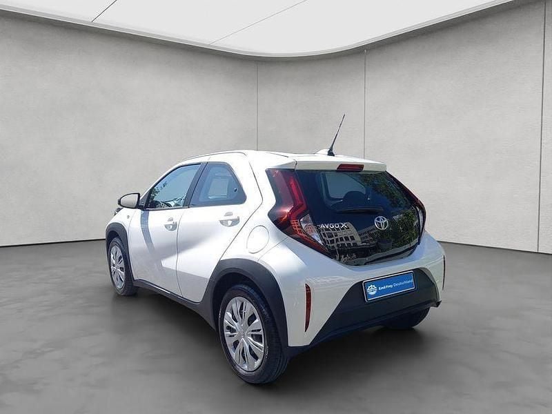 Neu Toyota Aygo X Business Edition 72 PS (52 kW) 2025 Schneeweiß SUV