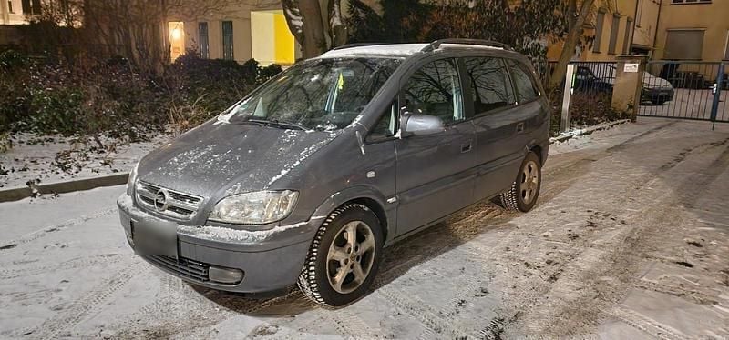 Gebraucht Opel Zafira 125 PS (91 kW) 2004 Grau Van / Kleinbus