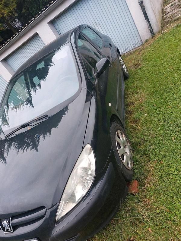 Gebraucht Peugeot 307 110 PS (80 kW) 2003 Schwarz Limousine