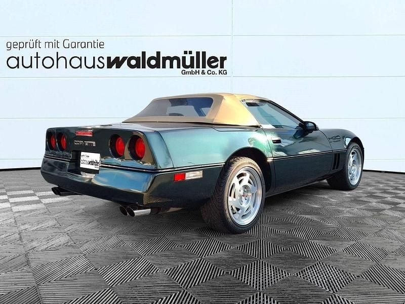 Gebraucht Chevrolet Corvette C4 247 PS (181 kW) 1990 Grün Cabrio