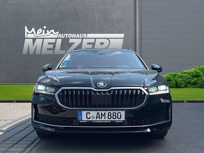 Gebraucht Skoda Superb Selection 150 PS (110 kW) 2024 Ebony schwarz Kombi