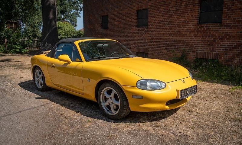Gelb Gebraucht 2001 Mazda MX5 Cabrio | 5.000 € (Guter Preis) - Bild 1/4
