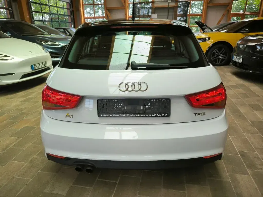 Gebraucht Audi A1 125 PS (91 kW) 2018 Weiß Limousine