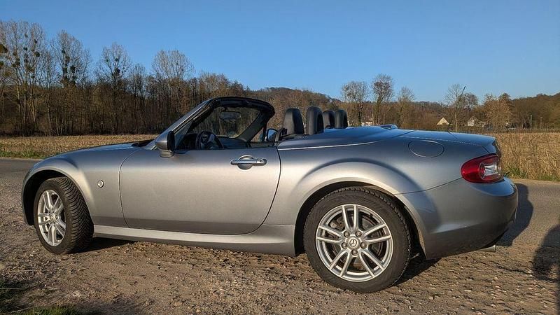Gebraucht Mazda MX5 Center-Line 126 PS (92 kW) 2011 Silber Cabrio