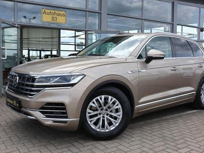 Gebraucht VW Touareg Atmosphere 286 PS (210 kW) 2018 Gold SUV