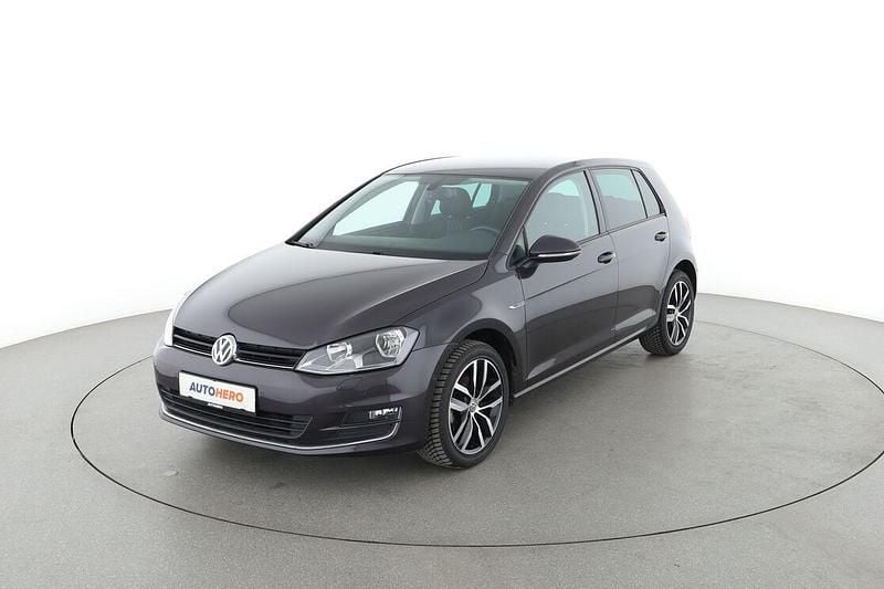 Grau Gebraucht 2015 VW Golf VII LOUNGE Limousine | 11.530 € (Fairer Preis) - Bild 1/3