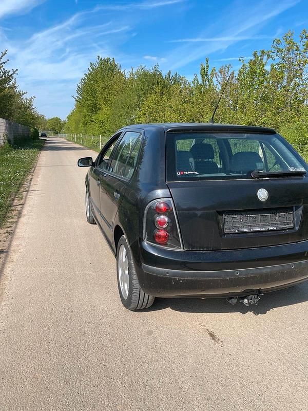 Gebraucht Skoda Fabia 75 PS (55 kW) 2002 Schwarz Kleinwagen