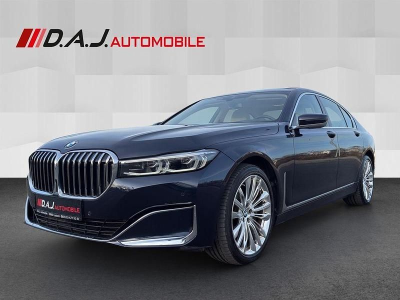 Gebraucht BMW 740 340 PS (250 kW) 2019 Blau Limousine