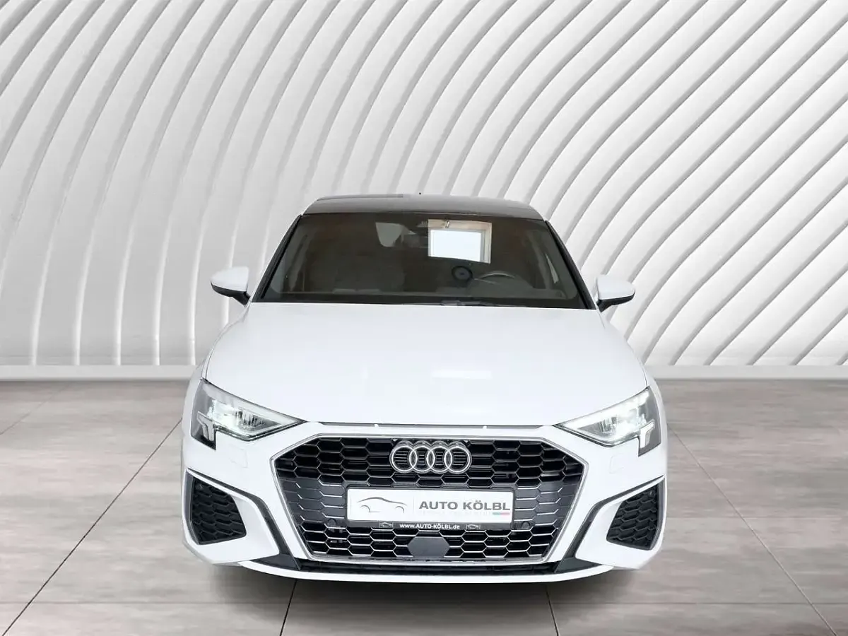 Gebraucht Audi A3 S-Line 150 PS (110 kW) 2023 Ibisweiß Limousine