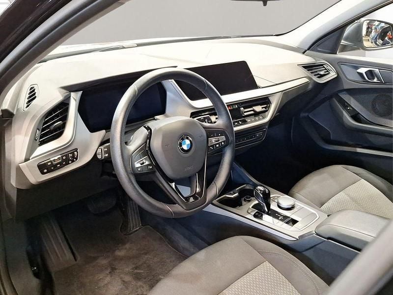 Gebraucht BMW 116 109 PS (80 kW) 2024 Schwarz Kleinwagen