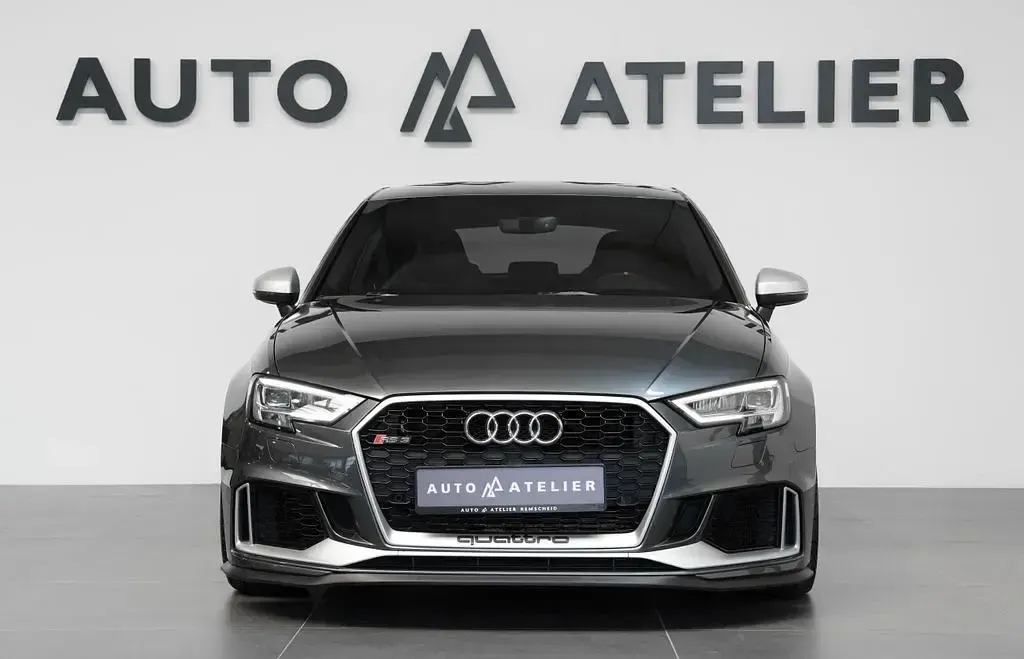 Gebraucht Audi RS3 Sport 400 PS (294 kW) 2018 Daytonagrau perleffekt Limousine