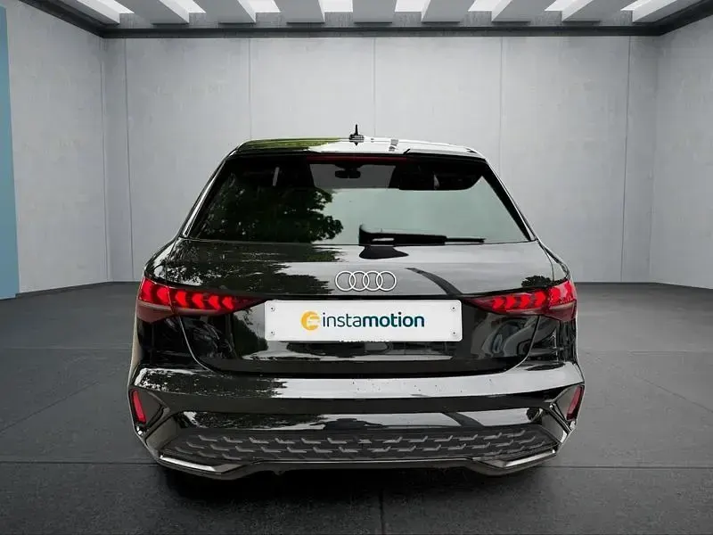 Gebraucht Audi A3 Sportback 150 PS (110 kW) 2025 Schwarz Kleinwagen
