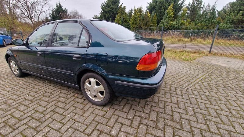 Gebraucht Honda Civic 114 PS (83 kW) 1997 Limousine