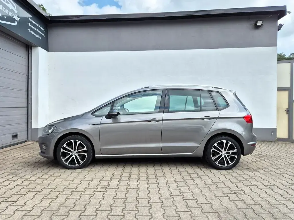 Gebraucht VW Golf VII LOUNGE 110 PS (80 kW) 2015 Grau Limousine