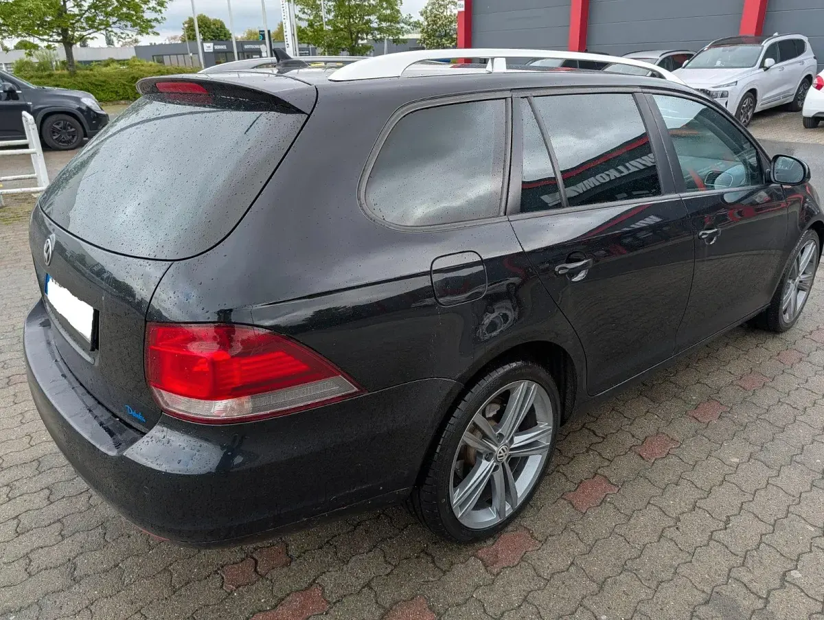 Gebraucht VW Golf VII 140 PS (102 kW) 2013 Schwarz Kombi