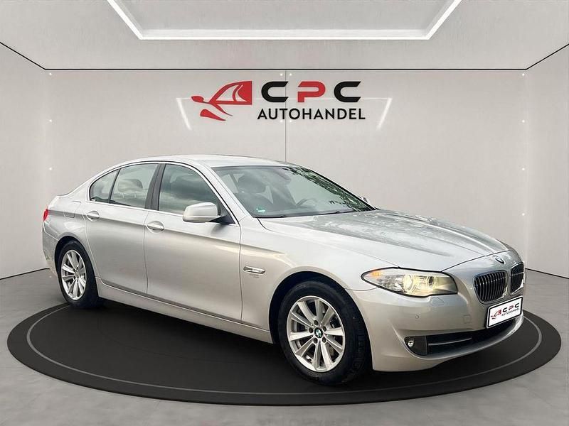 Silber Gebraucht 2010 BMW 523 Limousine | 9.900 € (Guter Preis) - Bild 1/4