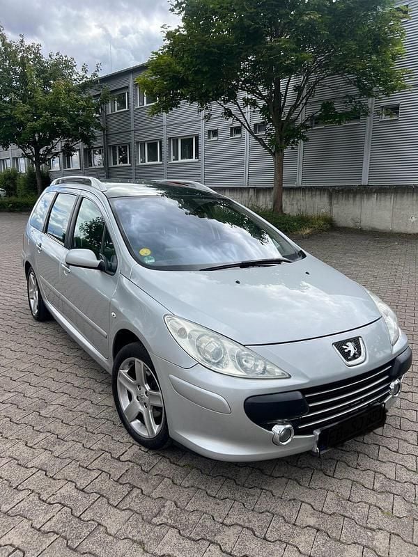 Silber Gebraucht 2007 Peugeot 307 Kombi | 2.500 € (Fairer Preis) - Bild 1/4