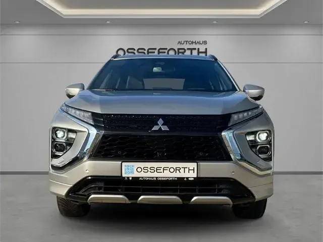 Second-hand Mitsubishi Eclipse Cross Select 188 CP (138 kW) 2023 Argintiu SUV