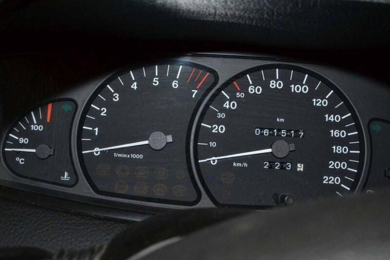 Grün Gebraucht 1994 Opel Omega S Limousine | 3.900 € - Bild 1/4