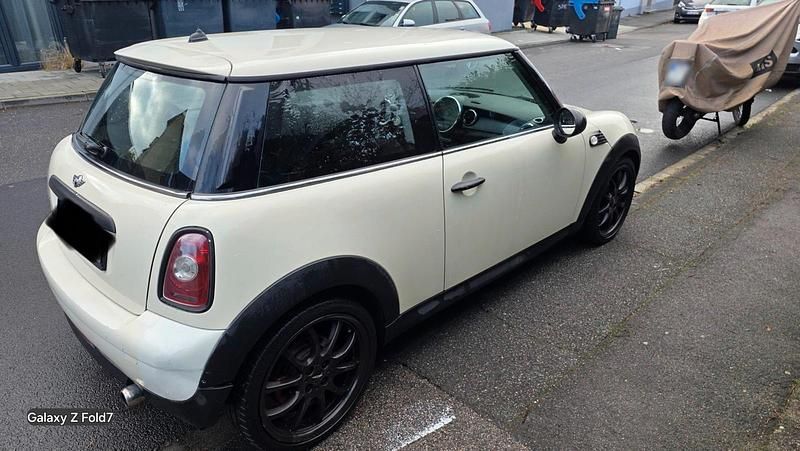 Gebraucht Mini ONE 95 PS (69 kW) 2010 Weiß Kleinwagen
