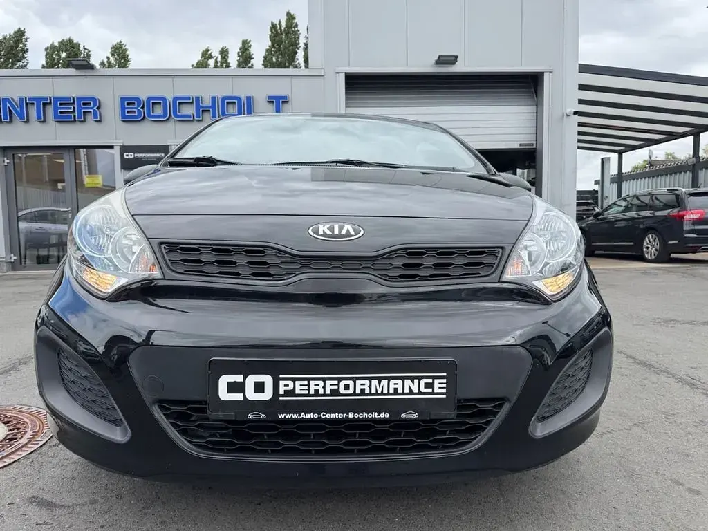 Gebraucht Kia Rio 86 PS (63 kW) 2013 Schwarz Limousine