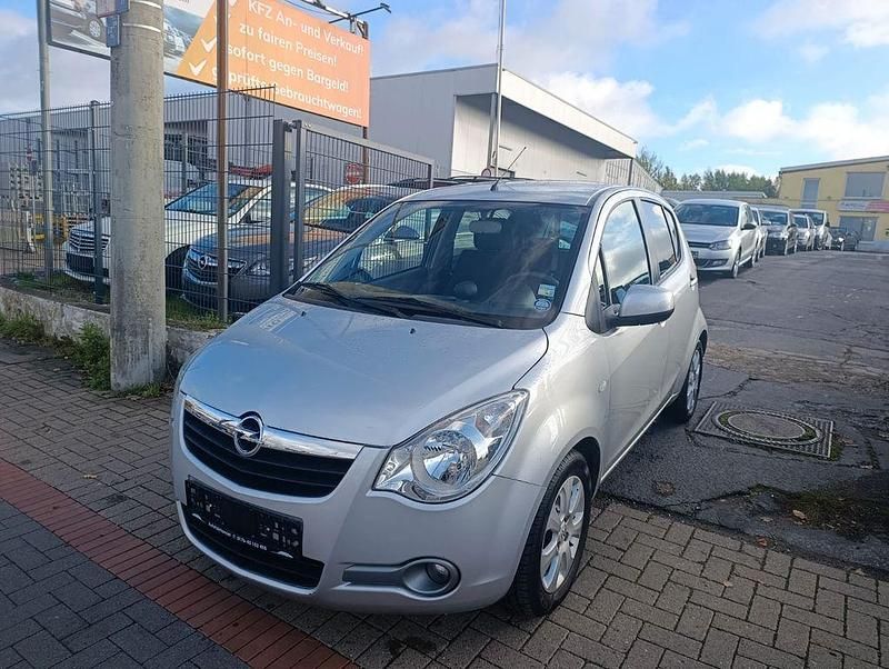 Silber Gebraucht 2009 Opel Agila Edition Van / Kleinbus | 5.490 € (Fairer Preis) - Bild 1/4