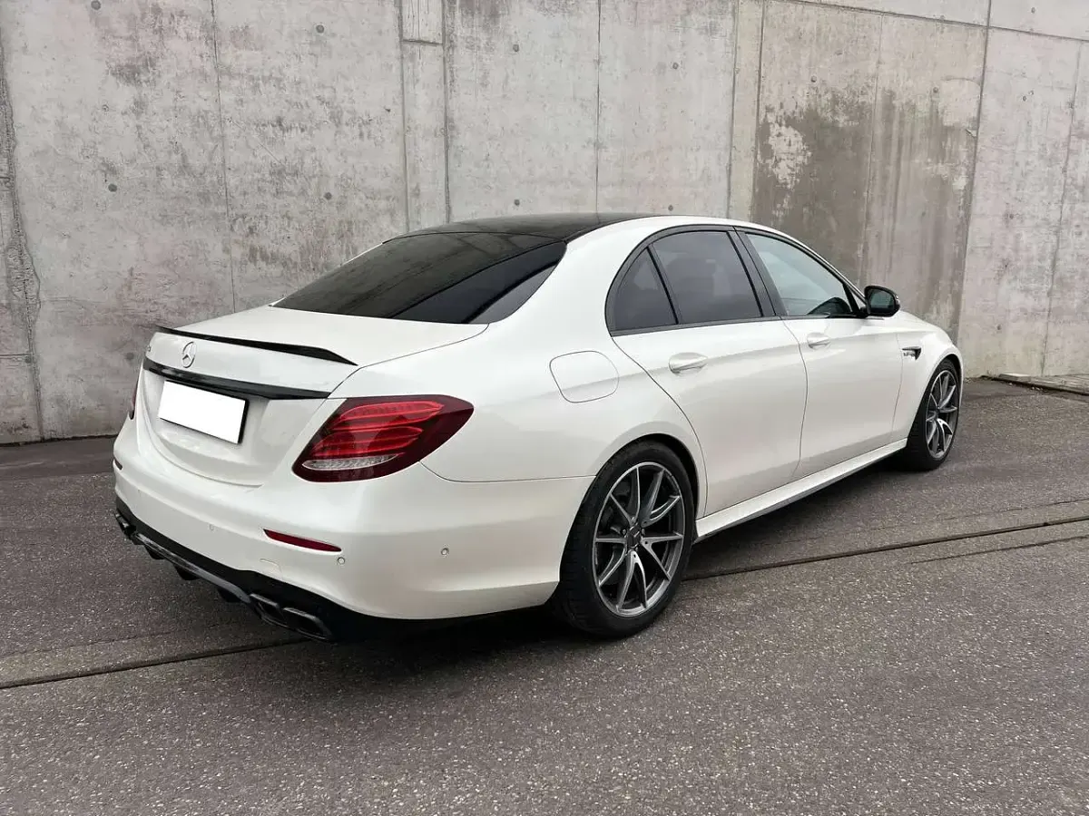 Gebraucht Mercedes E63 AMG AMG 571 PS (419 kW) 2018 Weiß Limousine