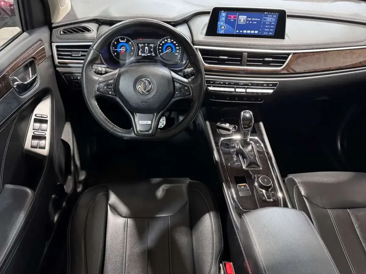 Occasion DFSK Glory 580 145 ch (106 kW) 2022 Rouge SUV