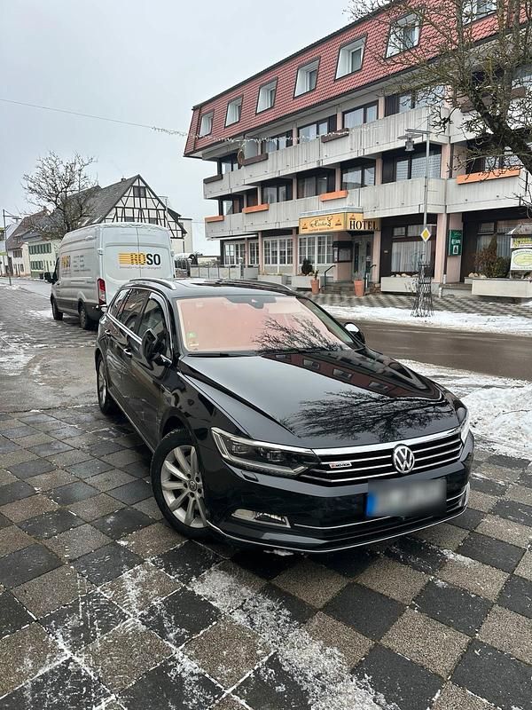 Gebraucht VW Passat Highline 239 PS (175 kW) 2015 Schwarz Kombi