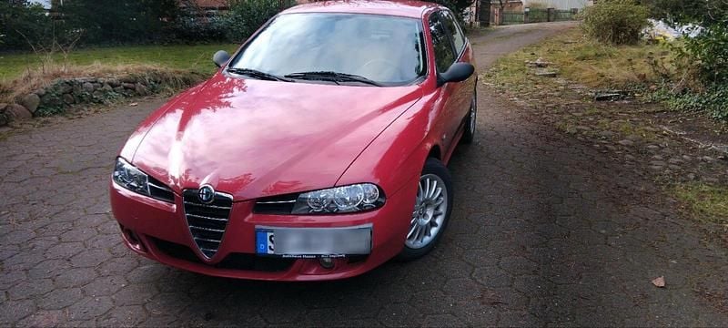 Rot Gebraucht 2004 Alfa Romeo 156 Kombi | 950 € (Fairer Preis) - Bild 1/4