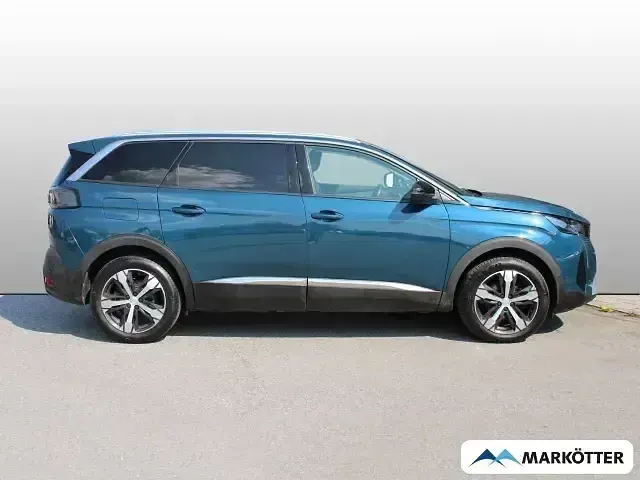 Gebraucht Peugeot 5008 Allure 131 PS (96 kW) 2021 Blau SUV