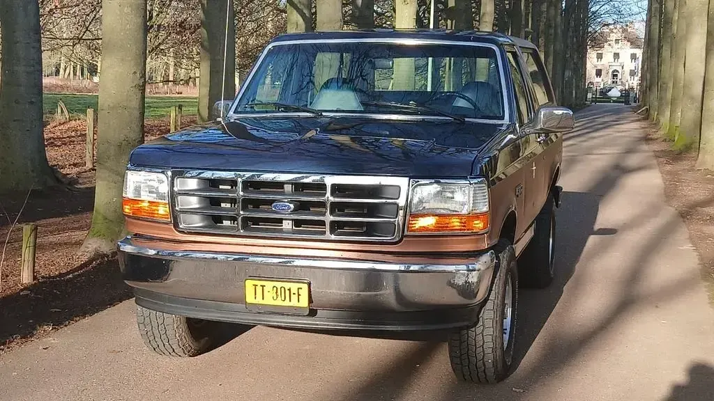 Gebraucht Ford Bronco 177 PS (130 kW) 1993 Blau SUV
