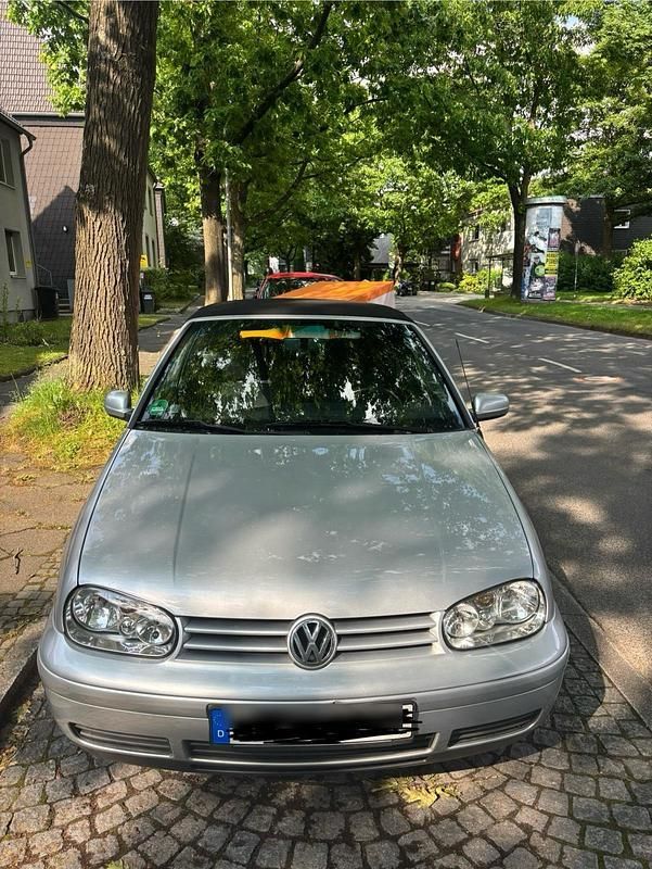 Silber Gebraucht 2002 VW Golf Cabriolet Cabrio | 2.650 € (Superpreis) - Bild 1/4