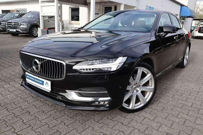 Gebraucht Volvo S90 Inscription 190 PS (139 kW) 2016 Onyx black Limousine