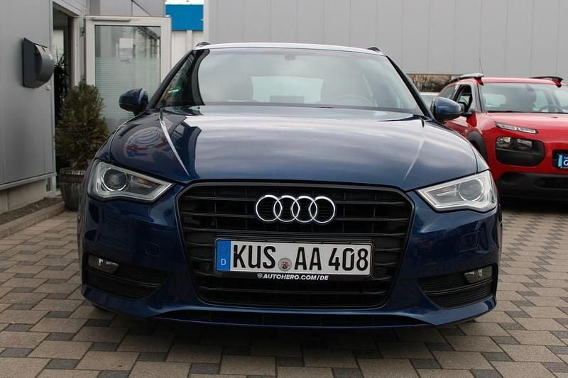 Gebraucht Audi A3 S-Line 122 PS (89 kW) 2013 Blau Limousine